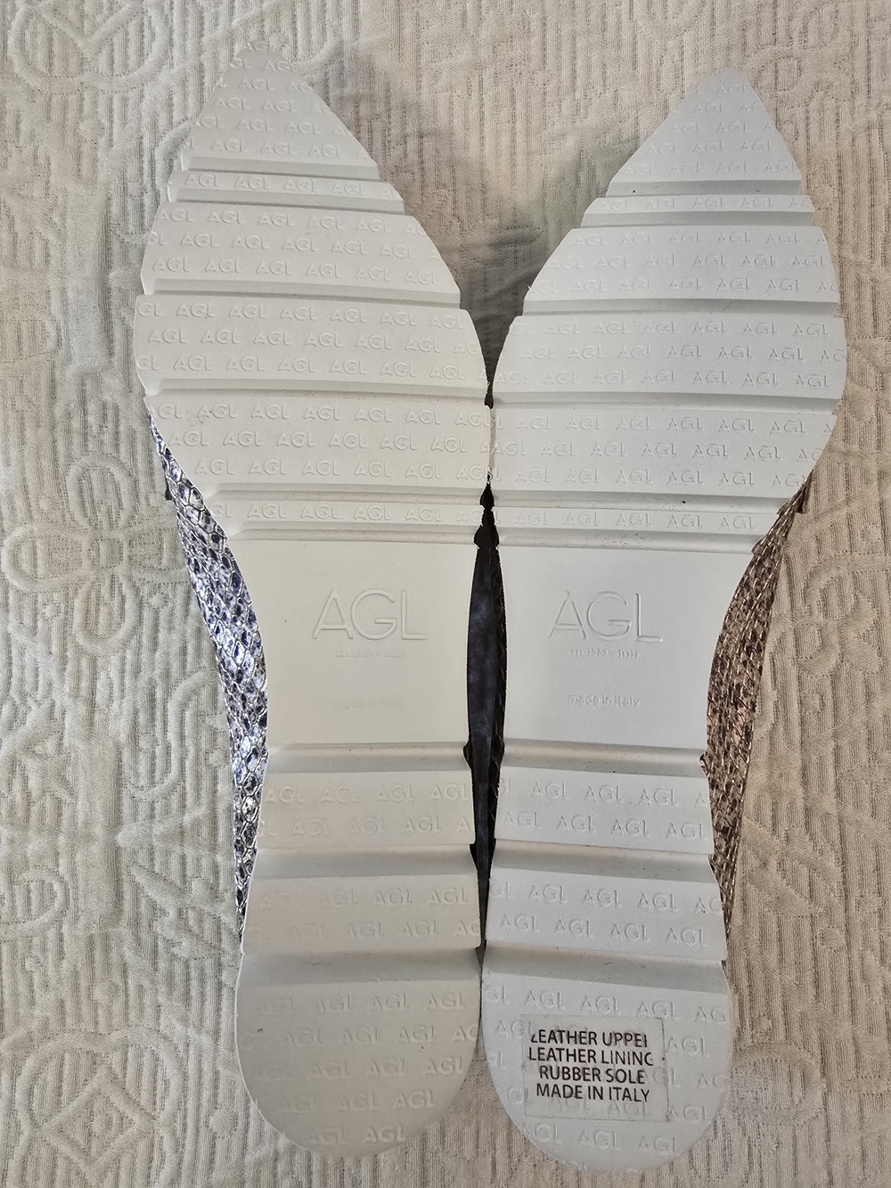 AGL Metallic Silver Snake-Print Pointed Loafers - Picture 5 of 6